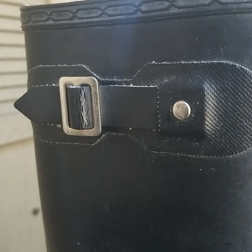 Hunter Black Tall Rain Boots